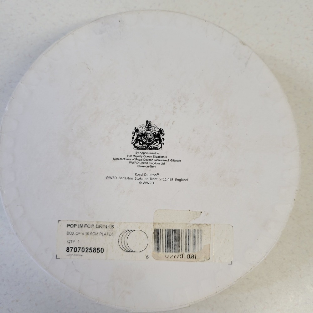 Royal Doulton Pop In For Drinks‎ Plates Set London 1815 Appetizer Side Dishes - Picture 7 of 7